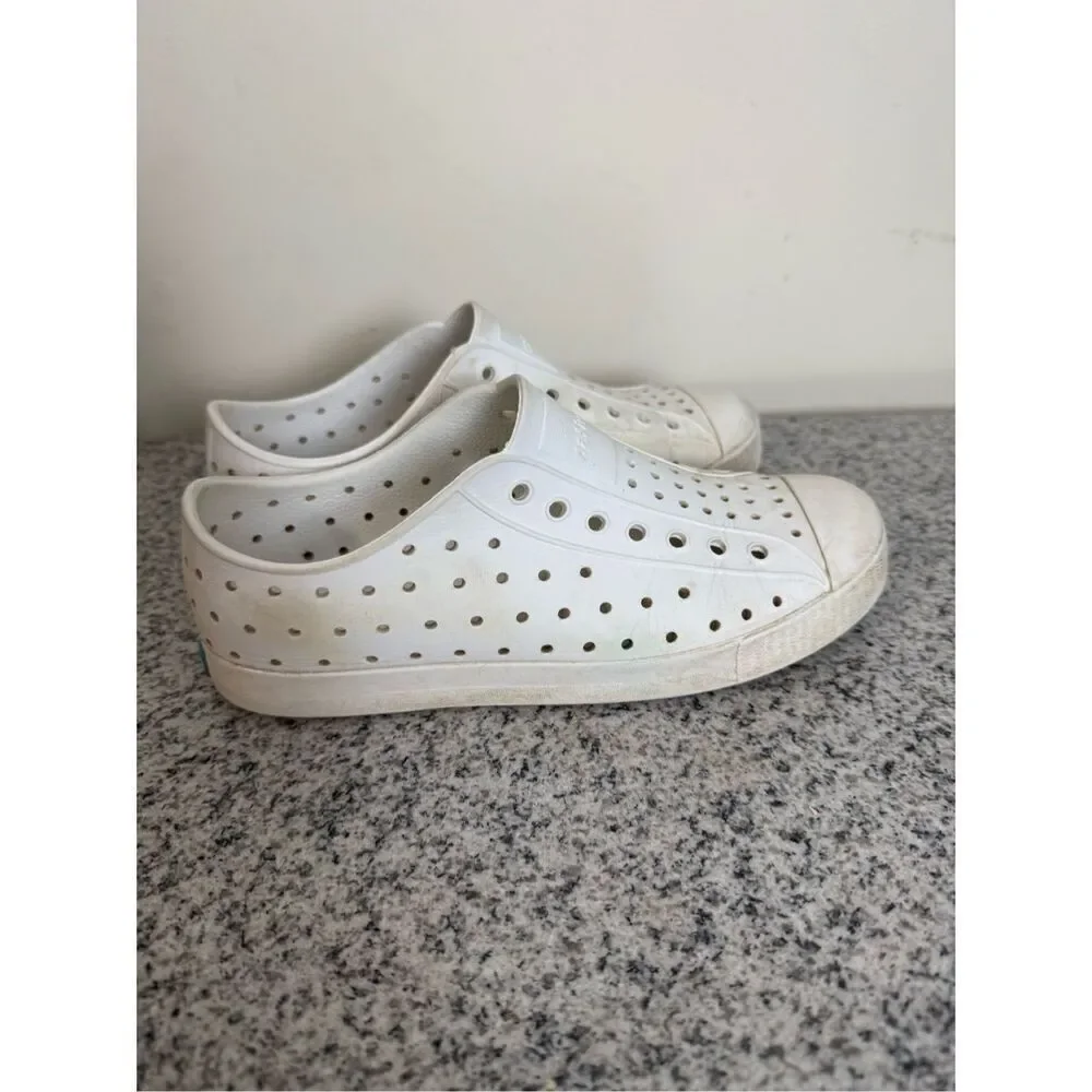 Native Shoes Kids Jefferson Slip-on Sneakers Kids Size 3 White Water Shoes